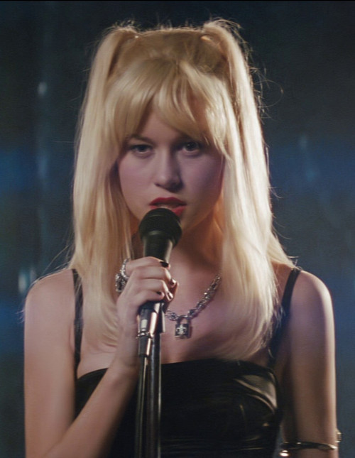 Young Brie Larson or Envy Adams Character Preset