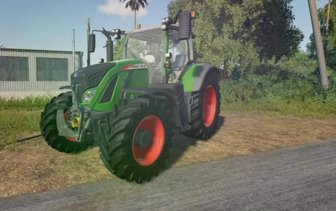 Fendt 700 full color selection and new wide Michelin