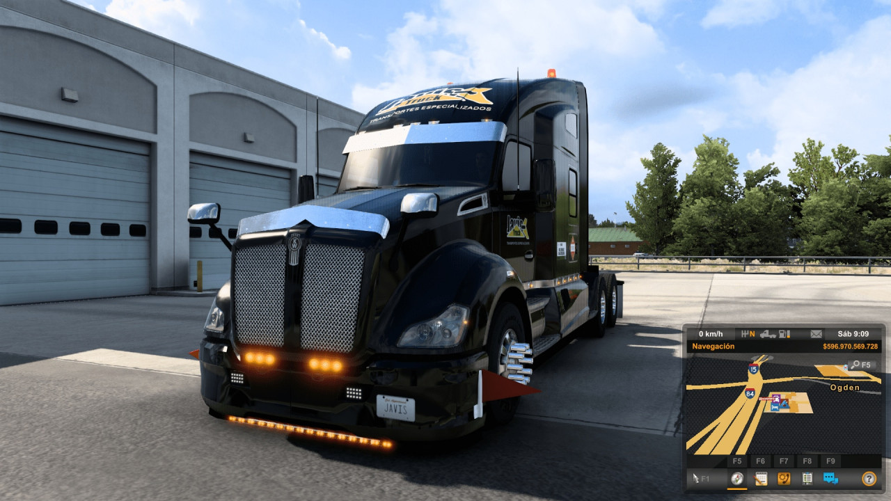 Kenworth T680 modified