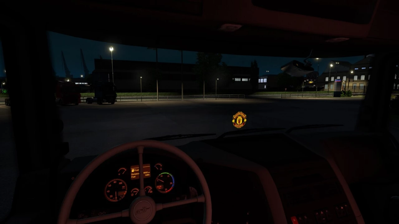 euro truck simulator 2 how to turn on interior lights