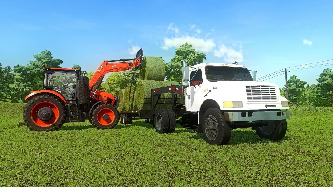 International 4900 Six Wheeler