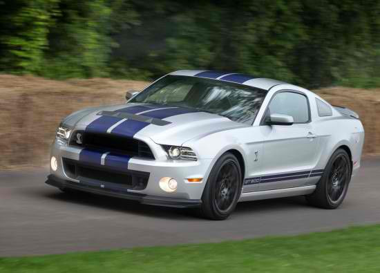 V 8 Sound: Ford Mustang Shelby GT