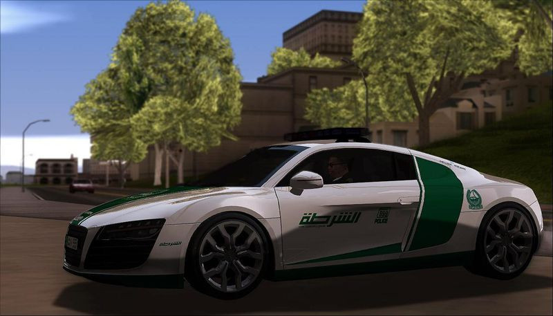 2014 Audi R8 V 8 FSI Dubai Police