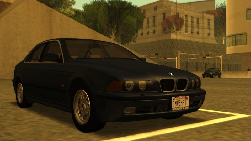 BMW 5-Series (e39) 528i 1999 (US-Spec)