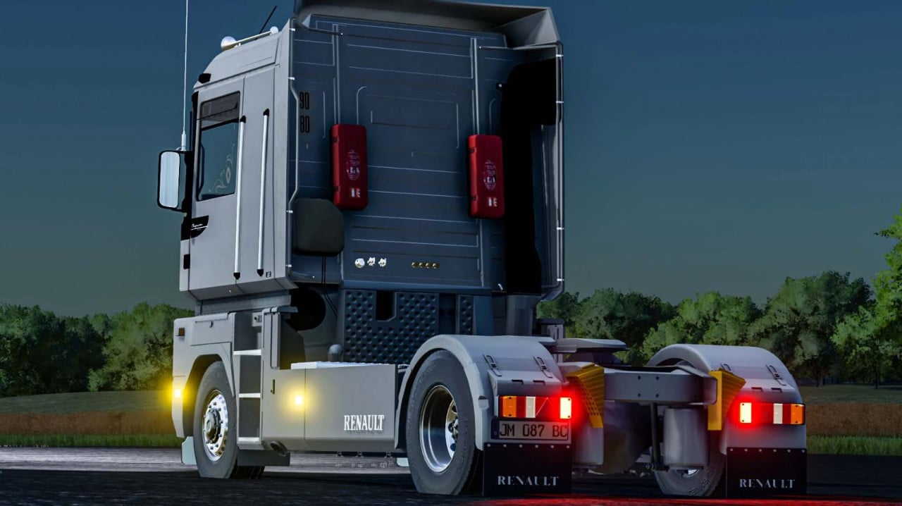 Renault Magnum